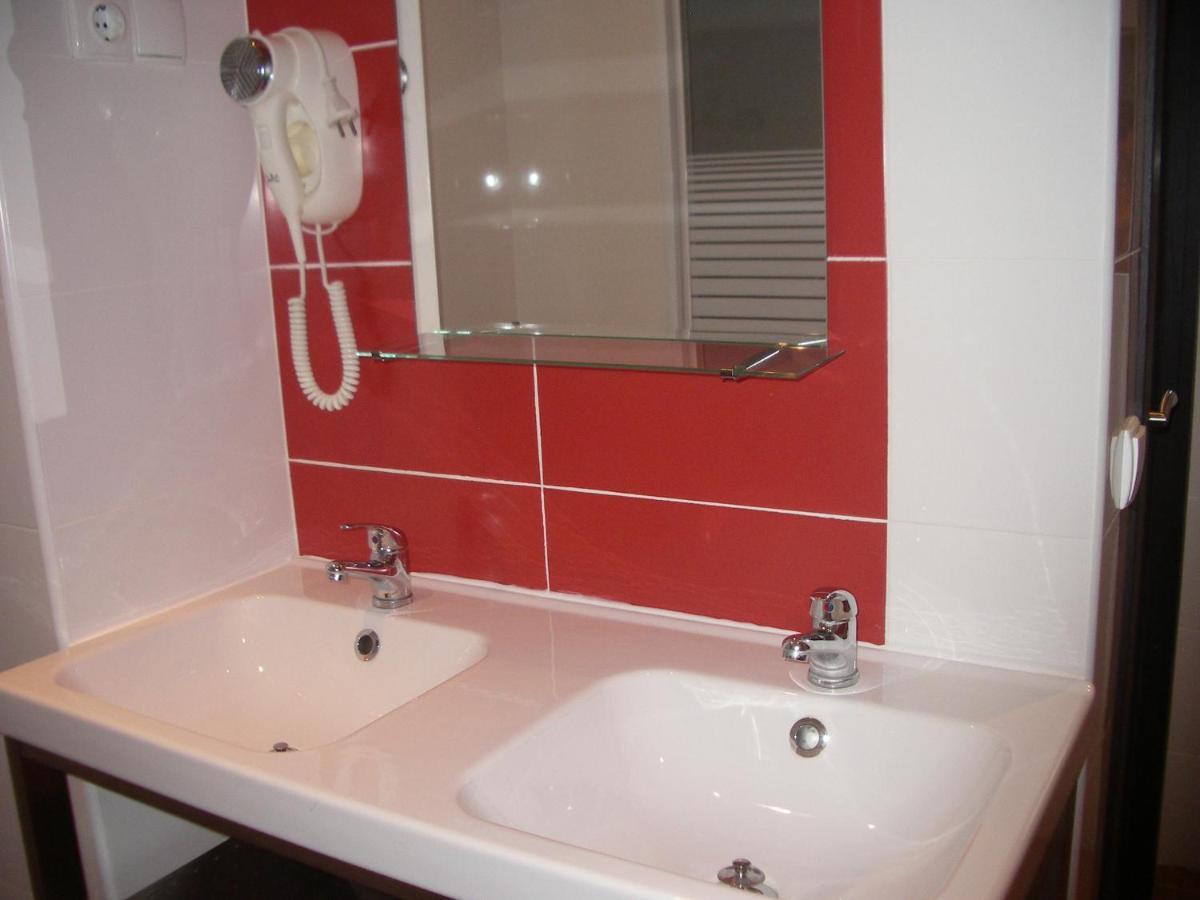 Aninon Hostel El Castillo מראה חיצוני תמונה