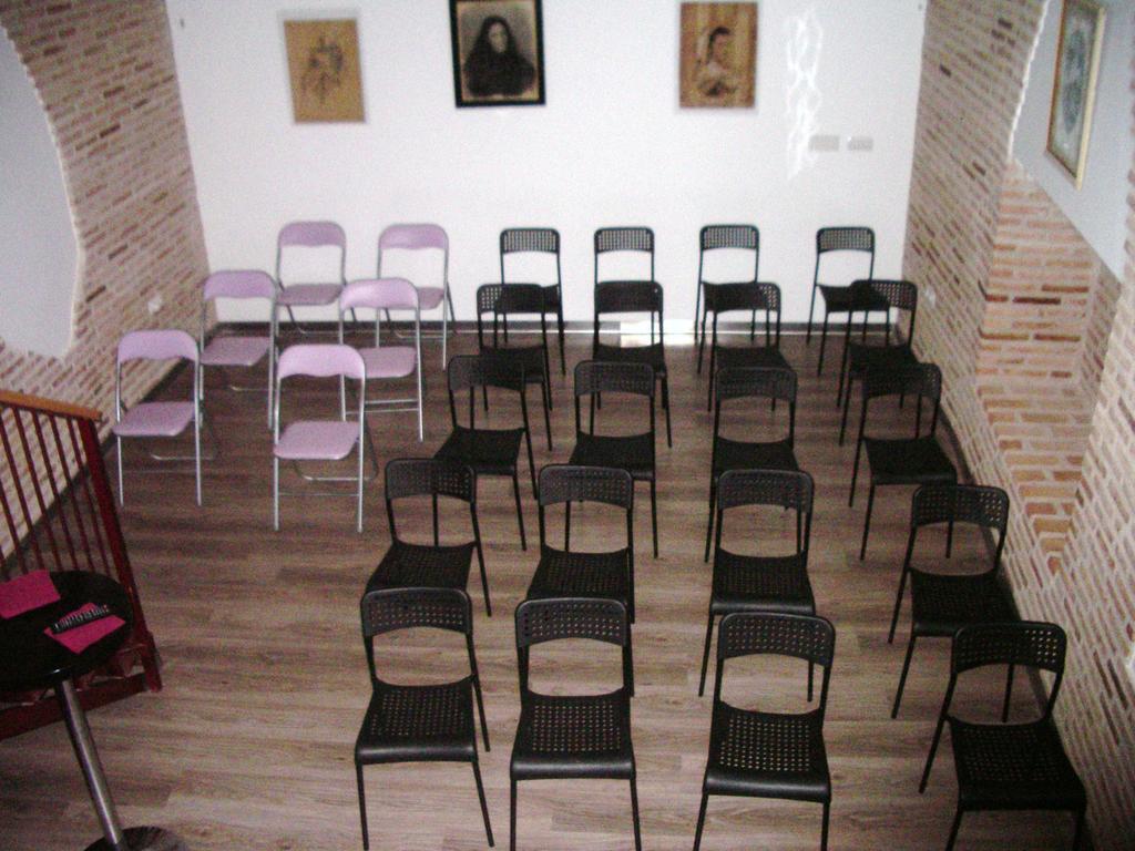 Aninon Hostel El Castillo מראה חיצוני תמונה